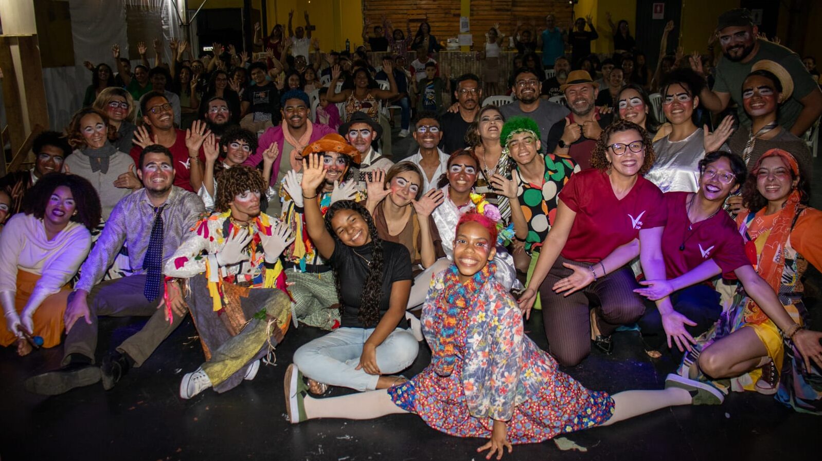 Companhia Teatral Vem Viver